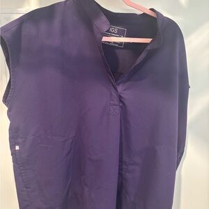 Figs Purple Jam oversized, Rafaela shirt
